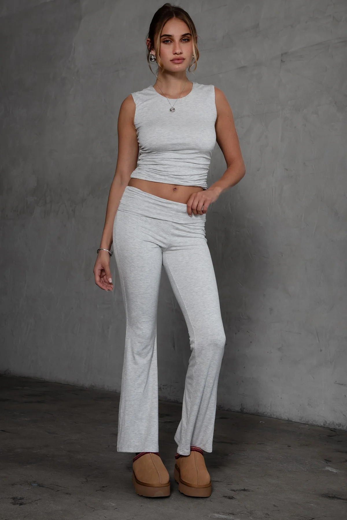 CORA Open Back Sleeveless Top - Image 4