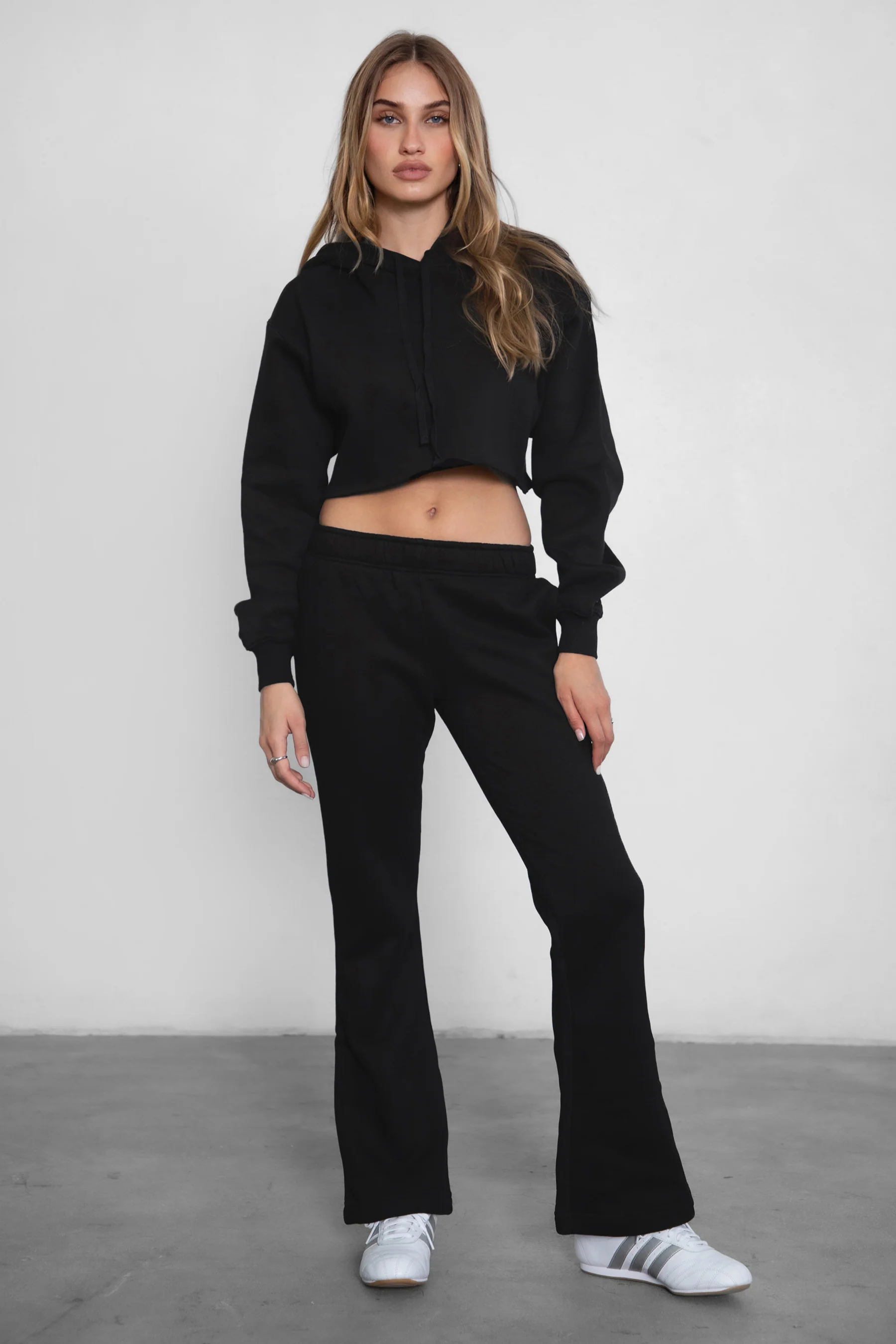 JIYA Essential Fleece Flare Sweat Pants - Image 22