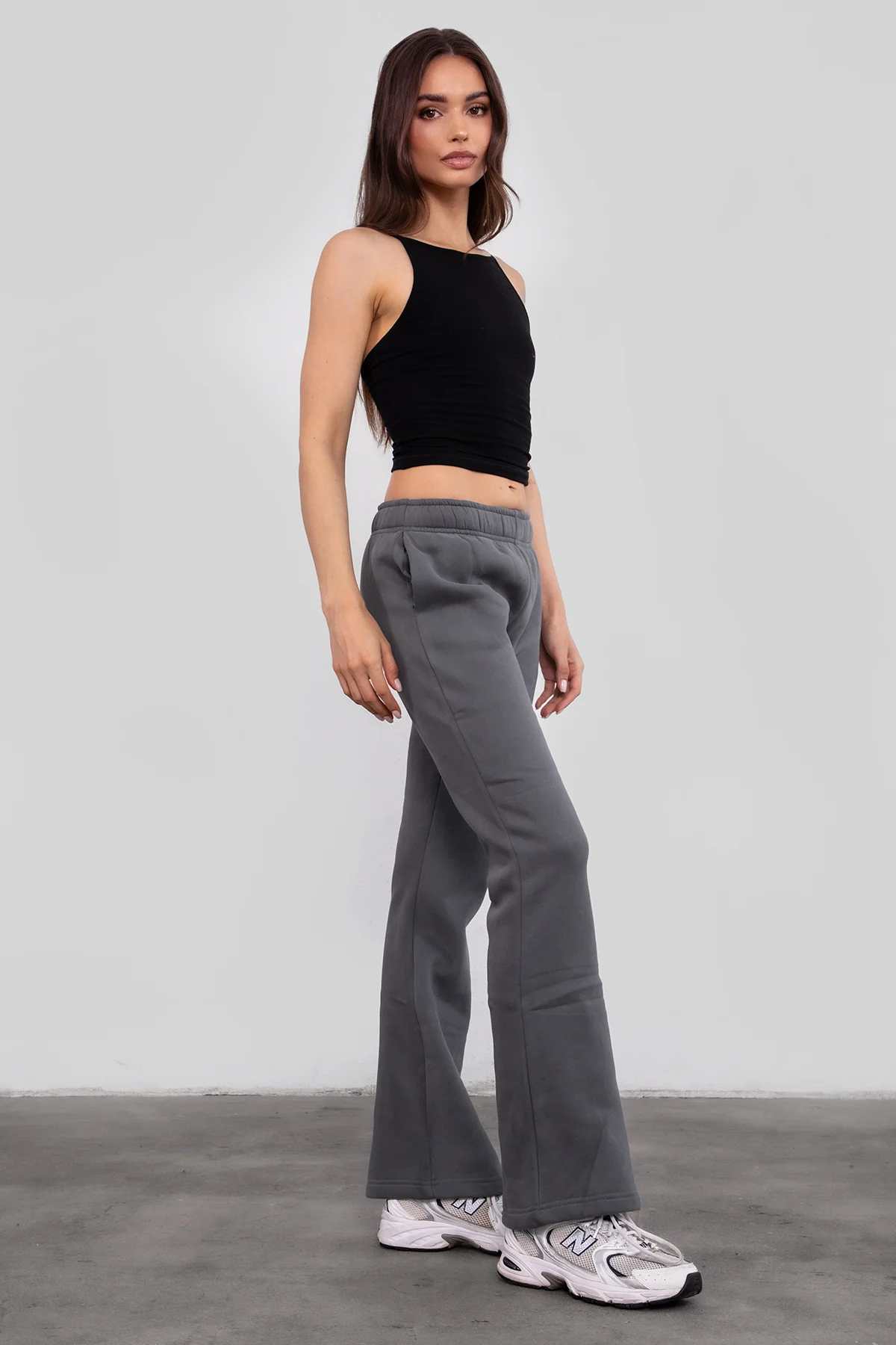 JIYA Essential Fleece Flare Sweat Pants - Image 30