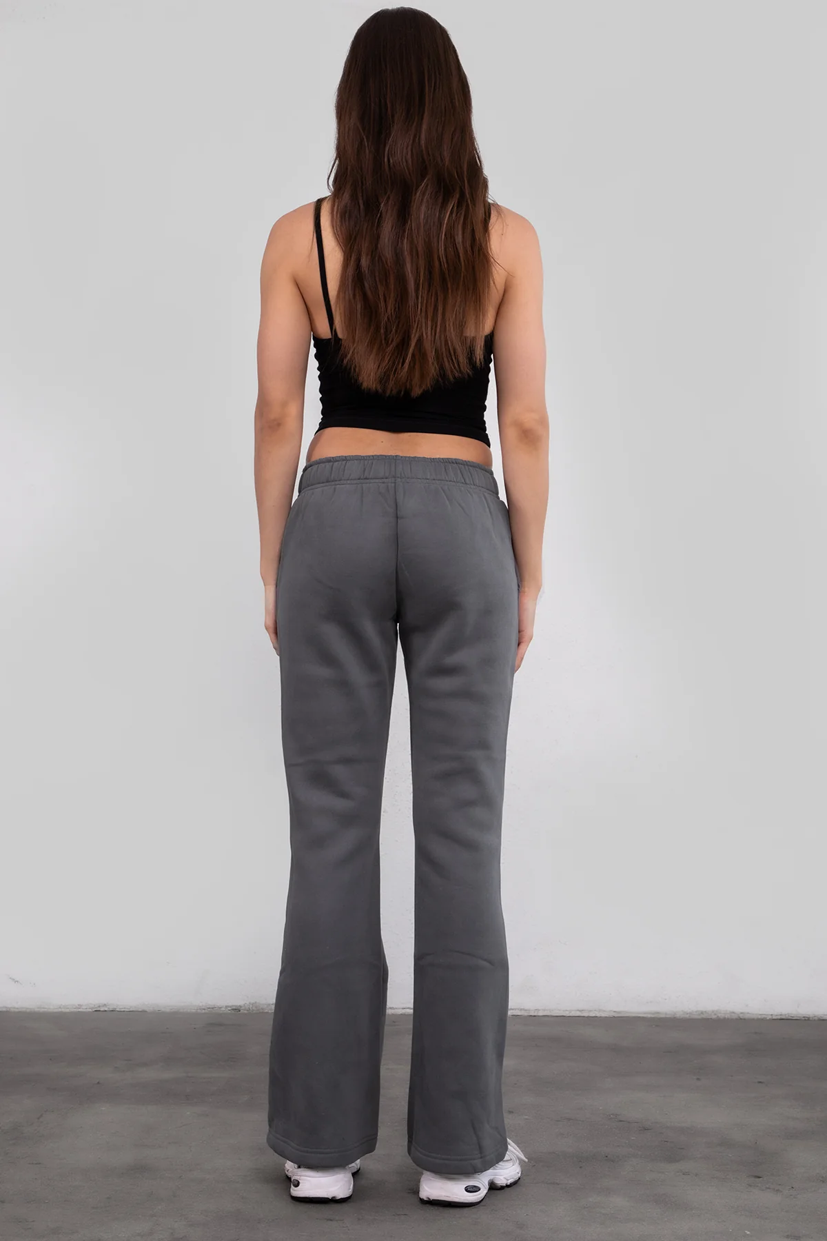 JIYA Essential Fleece Flare Sweat Pants - Image 31