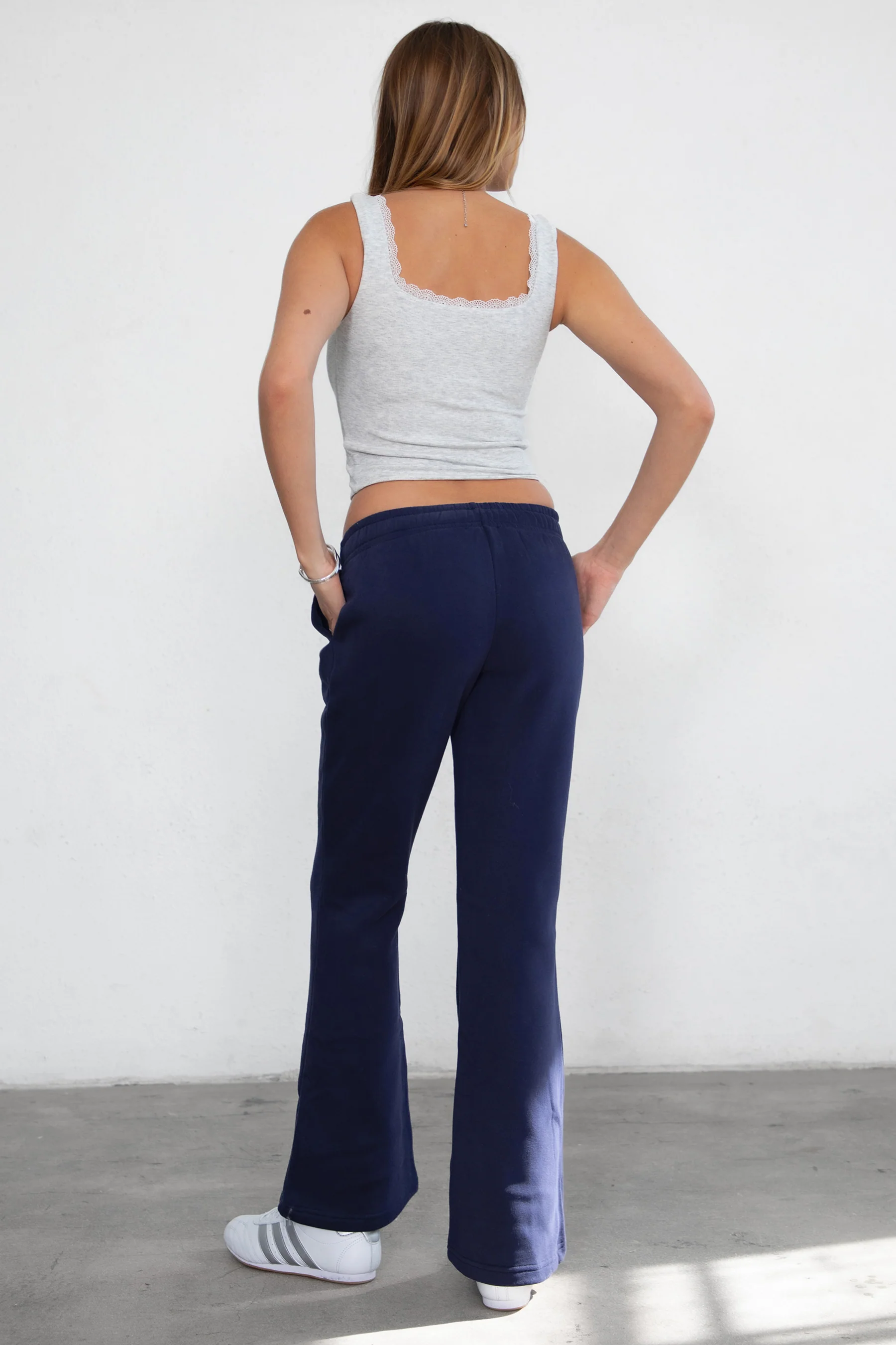 JIYA Essential Fleece Flare Sweat Pants - Image 34