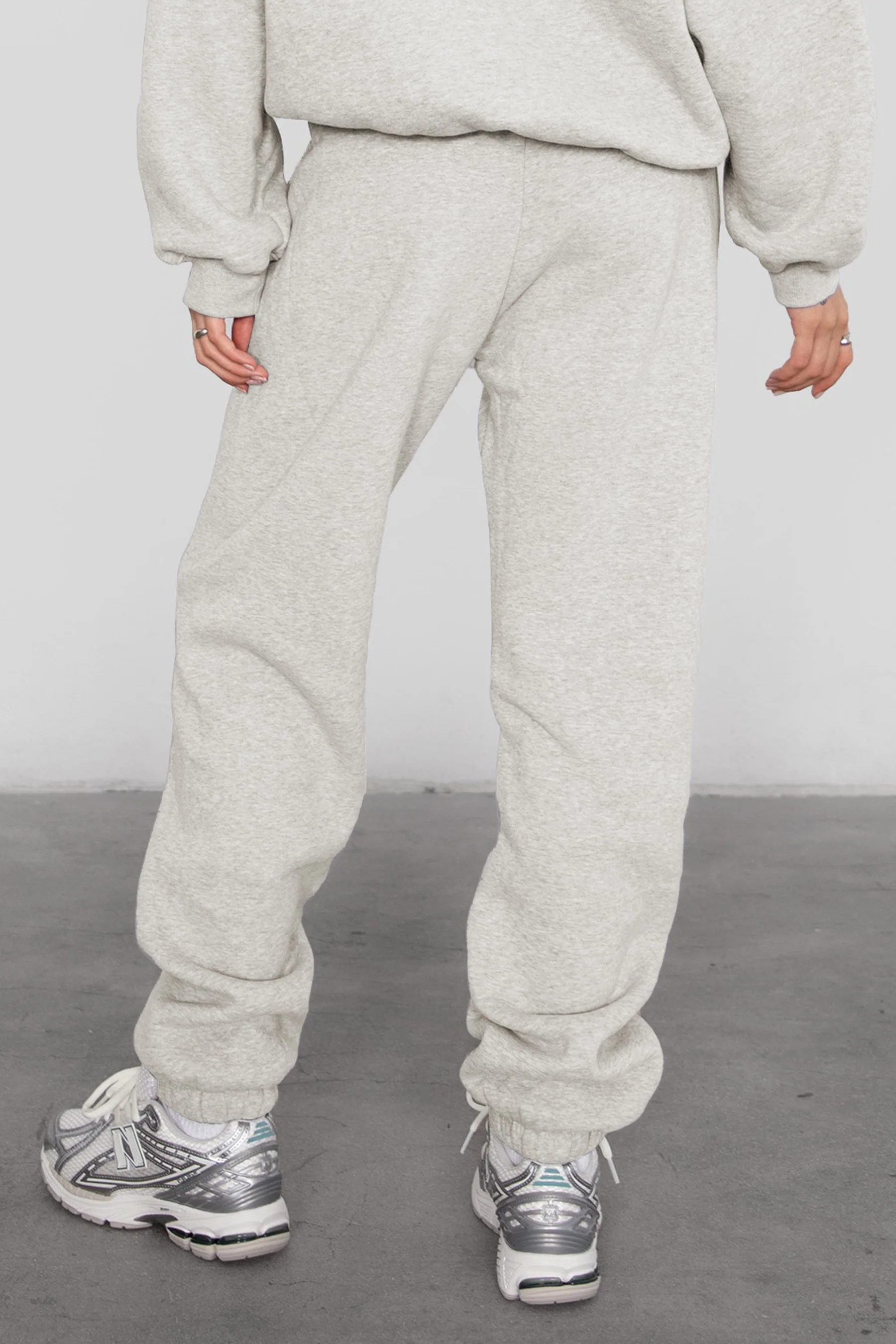 DOVE PLUS SIZE Plush Fleece High Waist Sweatpants - Image 10