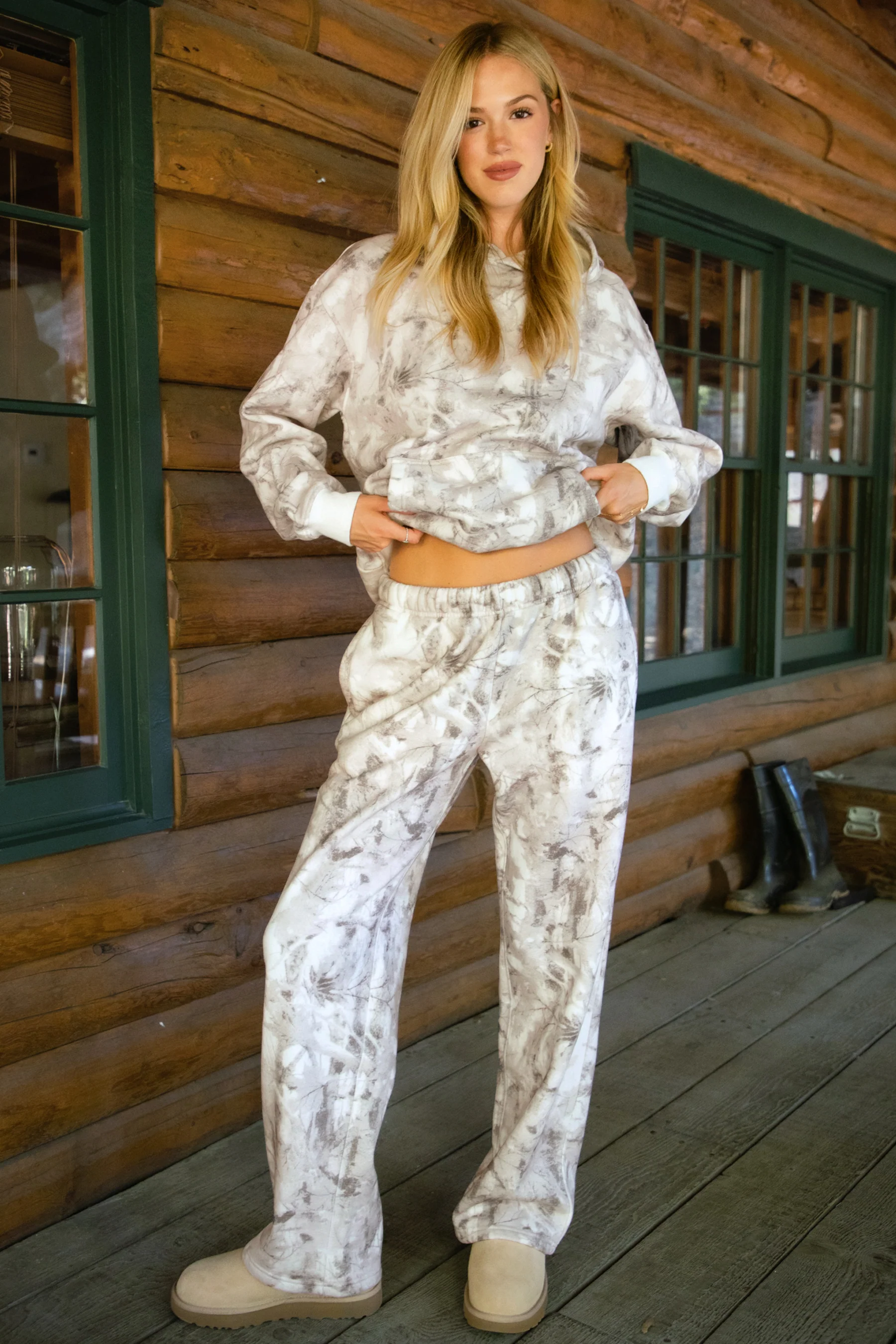 AVERY Light Woodland Camo Cloud Fleece Sweatpants - Image 4