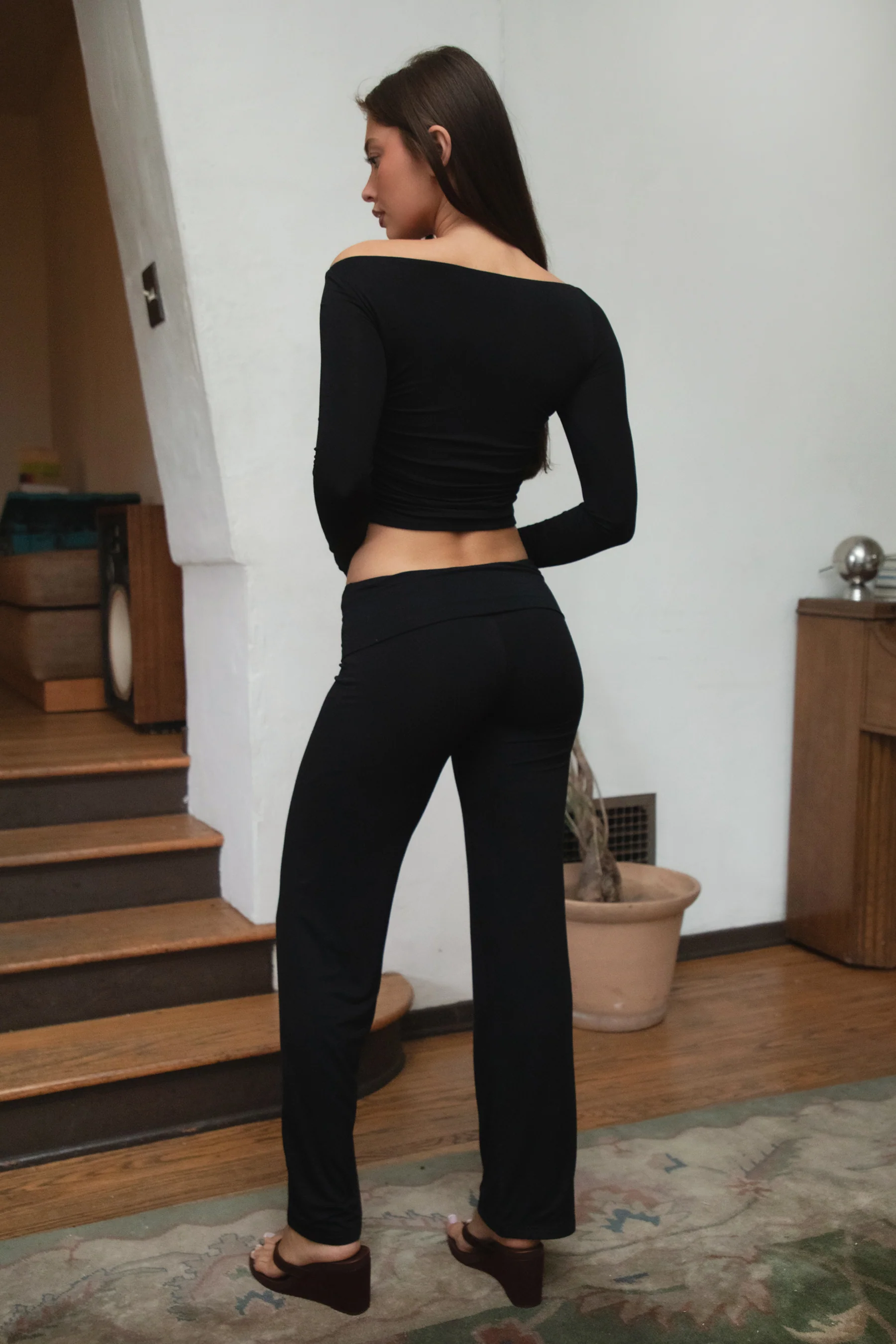 SORA Fold Over Straight Leg Leggings - Image 20