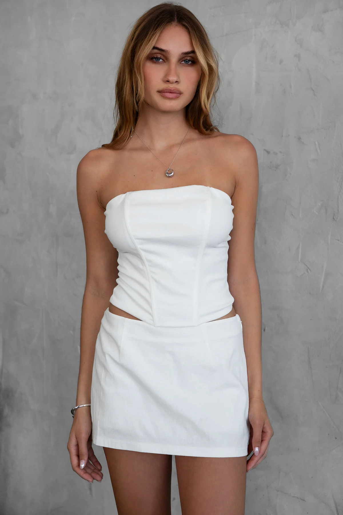Janice Stretch Linen Strapless Bustier Top - Image 13