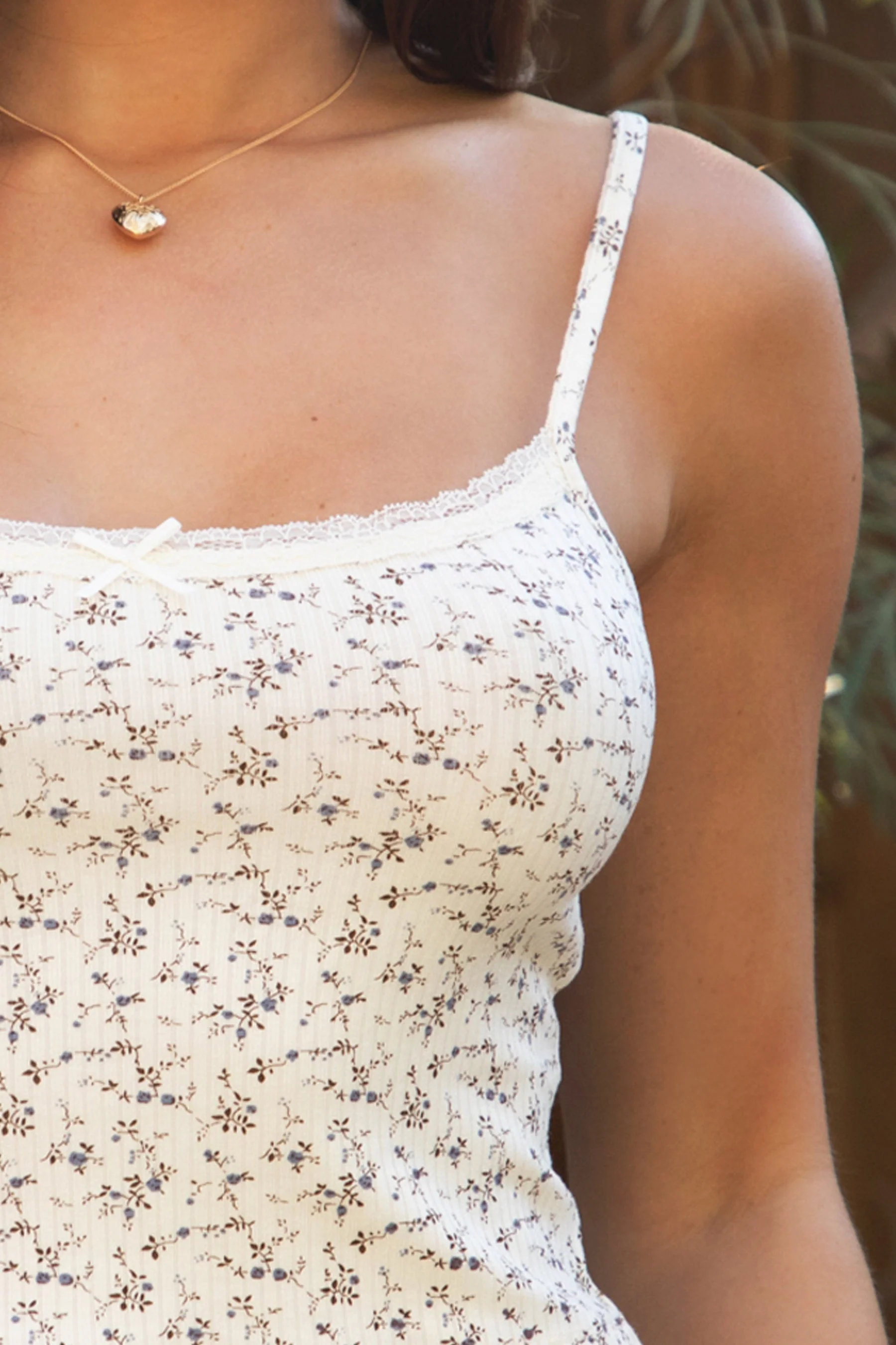 LYNN Floral Pointelle Lace Trim Slim Cropped Lounge Cami Top - Image 2